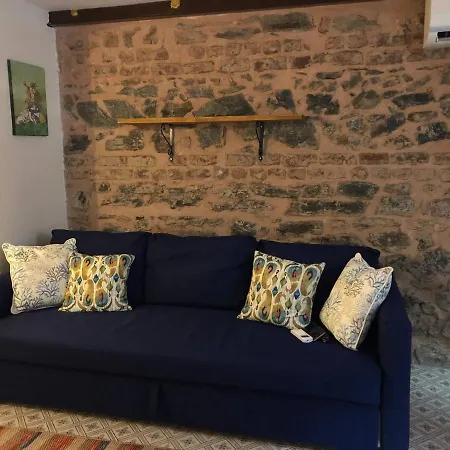 Lovely W Garden /4mins To Taksim Square Κωνσταντινούπολη